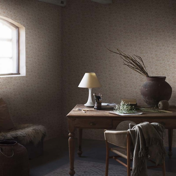 Borastapeter|Papel pintado floral grande efecto textil escandinavo en marrón y beige|Papel Pintado