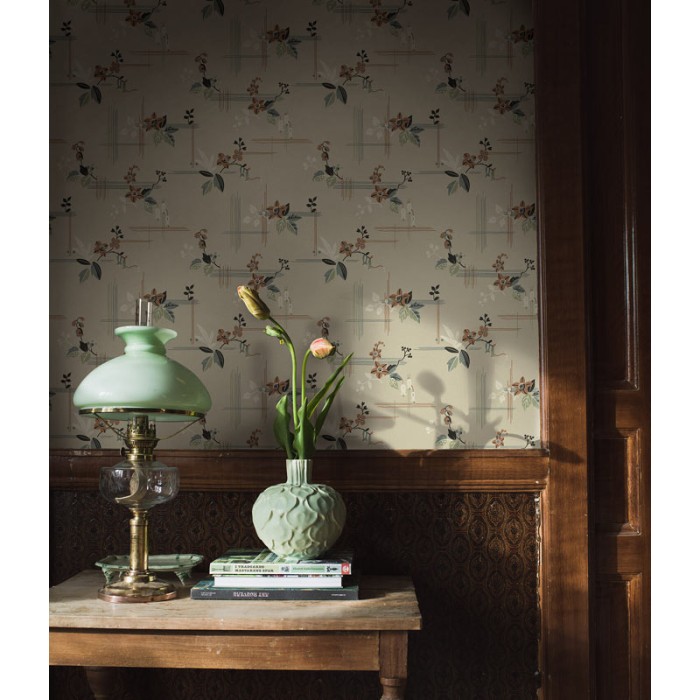 Borastapeter|Papel pintado floral estilizado estilo oriental en beige y terracota|Oriental