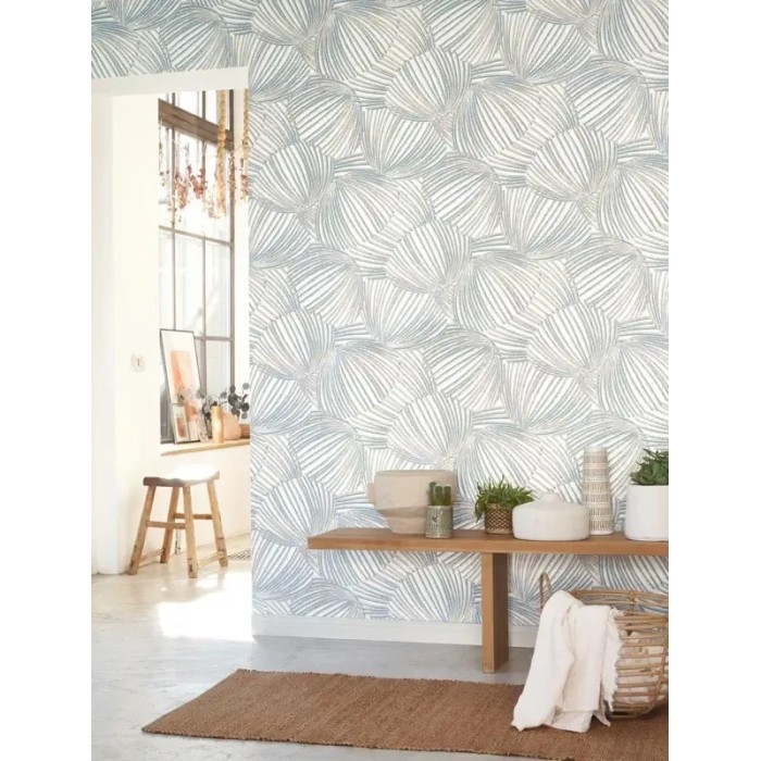 Casadeco|Papel pintado flores elegante azul claro con un toque brillante|Moderno