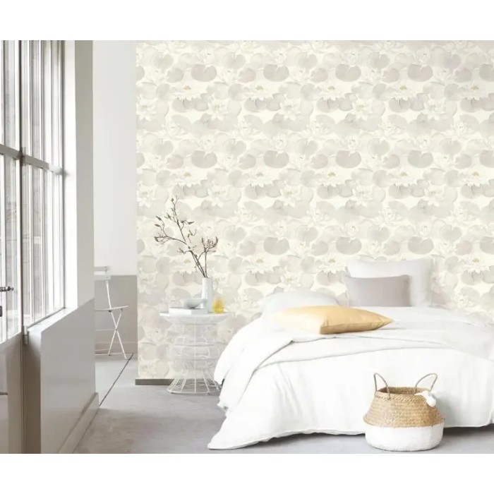 Casadeco|Oriental floral wallpaper with blue petal water lilies|Japanese Flowers