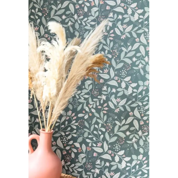 Caselio|Green floral wallpaper in retro style|Wallpaper