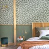 Caselio|Florale Tapete für Schlafzimmer mit goldenem Akzent|Tapeten