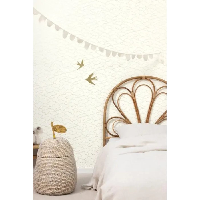 Caselio|Minimalistische Tapete mit weißen und goldenen Wolken|Minimalistisch