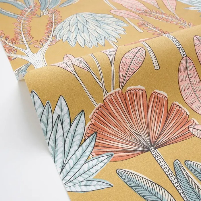 Caselio|Tropical palm trees wallpaper in yellow|Wallpaper