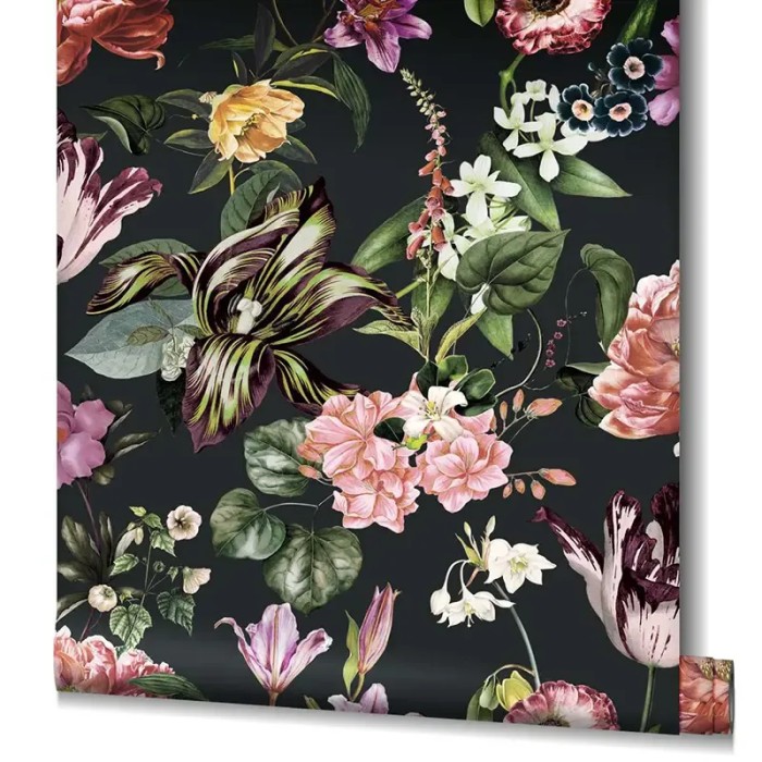 Marburg|Floral vine wallpaper in black, pink and green|Rustic