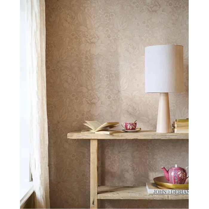 Pip Studio|Romantische Tapete mit großen gezeichneten Blumen in Beige|Rustikal