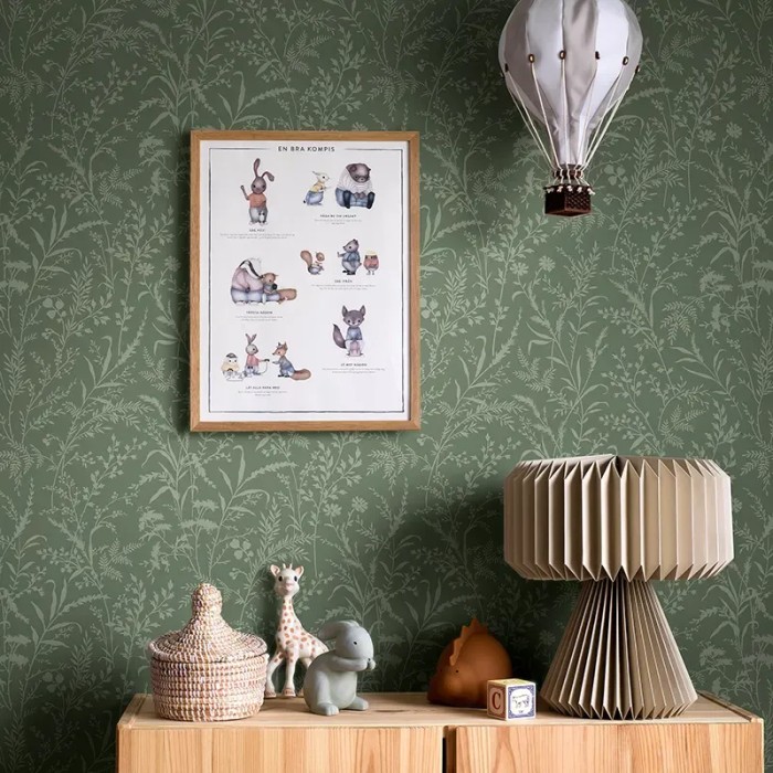 Borastapeter|Wallpaper Scandinavian style meadow flowers and leaves in green|Children's