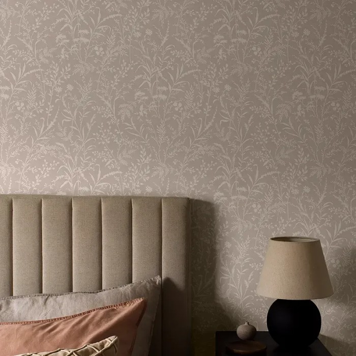 Papel pintado escandinavo flores y hojas de prado en marrón - Borastapeter Borosan Hem 38738