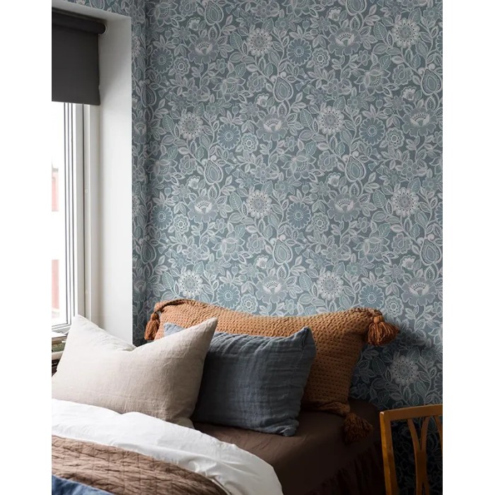 Papel pintado retro flores nostálgicas en azul - Borastapeter Borosan Hem 38760
