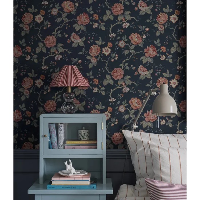 Borastapeter|Tapete romantisch floral Kretonne dunkelblau bunt|Romantisch
