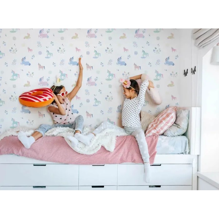 Marburg|White children's wallpaper with unicorns and flowers|Children's