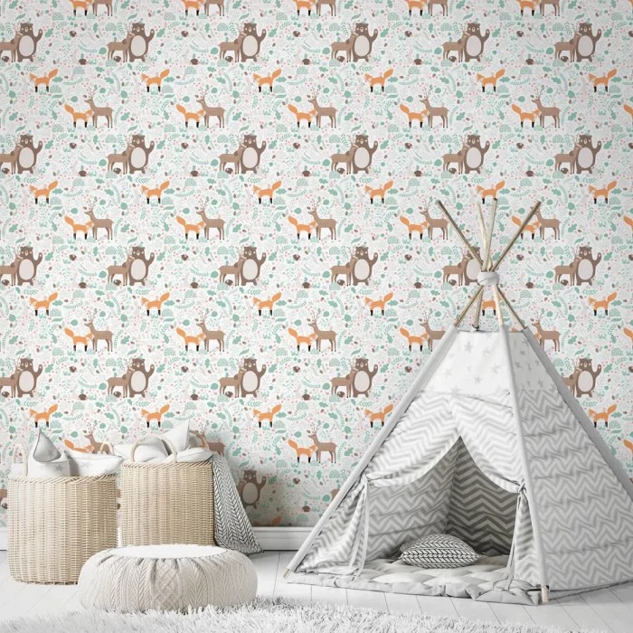 Marburg|White children's wallpaper with foxes, deer, bears|Children's