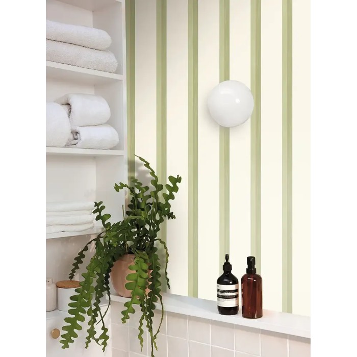 Caselio|Green striped wallpaper ideal for bathrooms|Stripes
