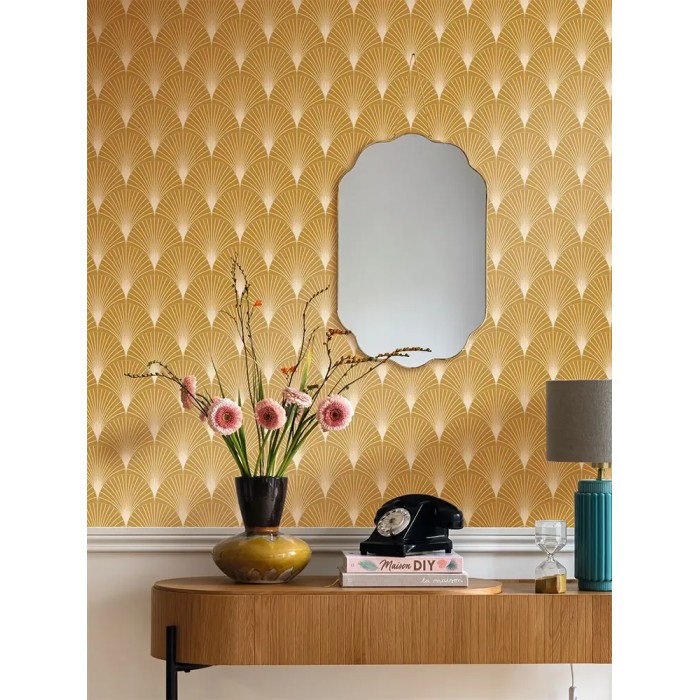 Caselio|Art Deco wallpaper with elegant beige and gold palmettes|Art Deco