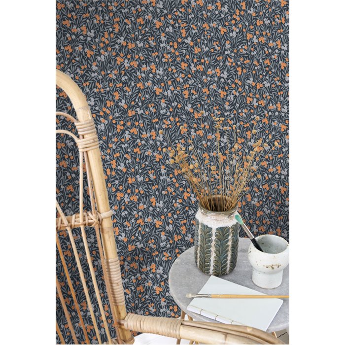 Casadeco|Blaue Blumentapete mit orangen Johannisbeeren und Blaubeeren|Blumen