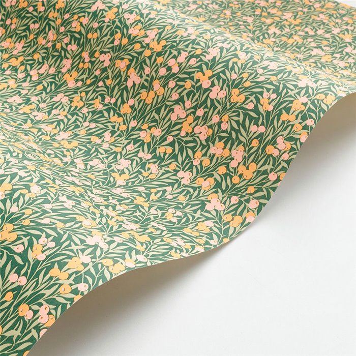 Casadeco|Green countryside-style floral wallpaper with currants and blueberries|Floral