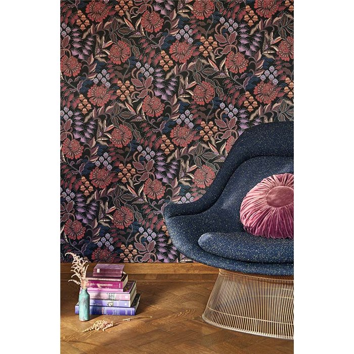 Casadeco|British-style floral wallpaper with large flowers in elegant tones|Floral