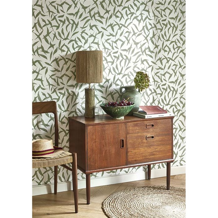 Papel pintado con aires mediterráneo, hojas de olivo verdes - Casadeco Echappee Belle 89847447