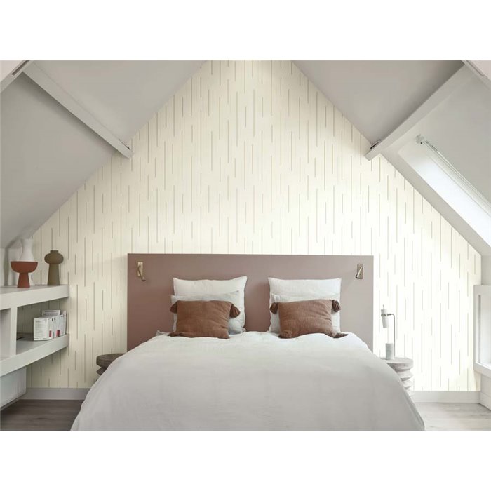 Casadeco|Moderne Tapete mit minimalistischen weißen und goldenen Streifen|Minimalistisch