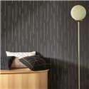 Casadeco|Papel pintado estilo moderno negro con rayas brillantes en oro|Moderno