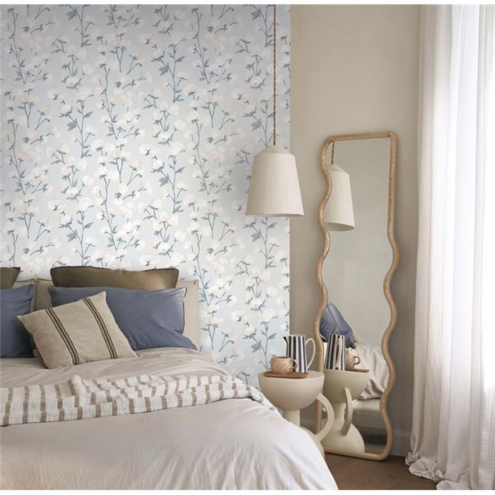 Casadeco|Florale Tapete fürs Schlafzimmer mit pastellblauen Baumwollblüten|Blumen