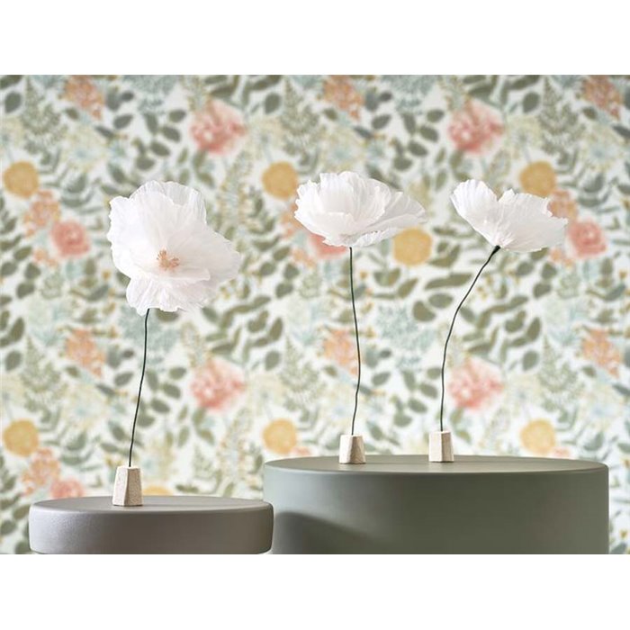 Casadeco|Papel pintado floral con lirios, claveles y helechos|Floral