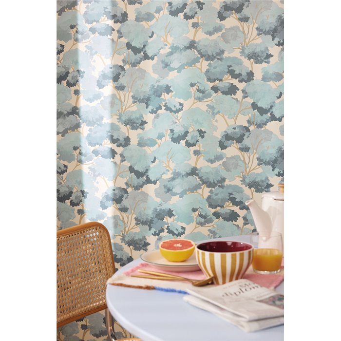 Papel pintado acuarela con bosque azul y beige - Caselio Balade 106106010