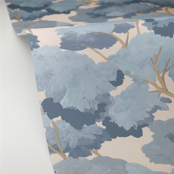 Caselio|Aquarell-Tapete mit blau-beigem Wald|Blumen
