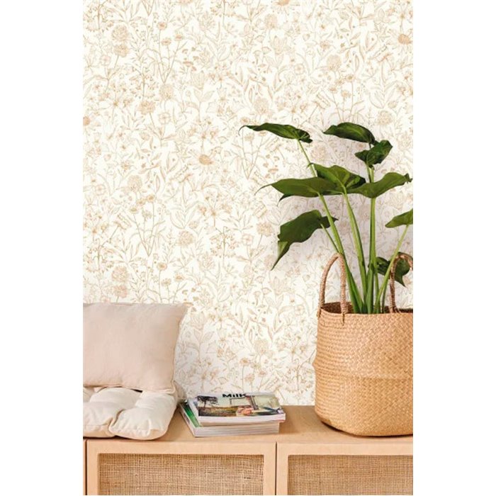 Caselio|Artistic and charming white and gold wildflower wallpaper|Wallpaper