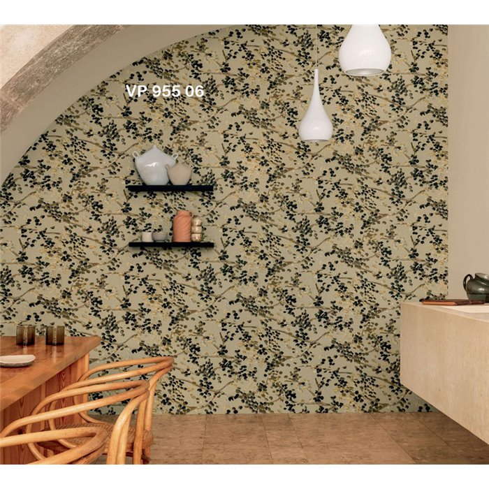 Elitis|Florale Tapete in Grün- und Beigetönen auf goldenem Hintergrund|Hochwertige