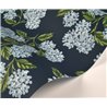 Papel pintado romántico racimos hortensias azul - Eijffinger Rifle Paper RI5142
