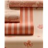 Papel pintado juvenil nubes de algodón rosa y tierra · Eijffinger Tiny Treasures 363162