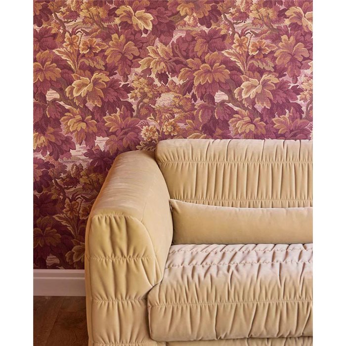 Papel pintado clásico de bosque otoñal en granate y ocre · Eijffinger Magnifique 351243