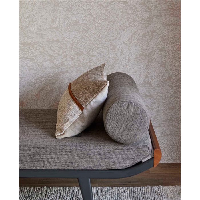 Papel pintado atemporal de hojas sutiles en beige claro · Eijffinger Magnifique 351270