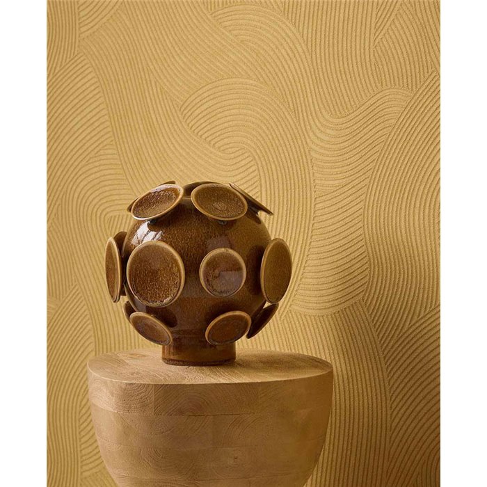 Papel pintado moderno de líneas onduladas amarillo ocre · Eijffinger Calm Crafted 363276