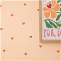 Papel pintado con pequeños corazones naranjas sobre beige · Caselio Happy Kids Club 107604850