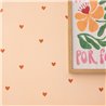 Papel pintado con pequeños corazones naranjas sobre beige · Caselio Happy Kids Club 107604850