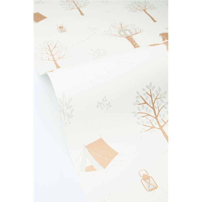 Papel pintado infantil animales del bosque de campamento · Caselio Happy Kids Club 107660754