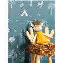 Papel pintado infantil de campamento y animales · Caselio Happy Kids Club 107666641