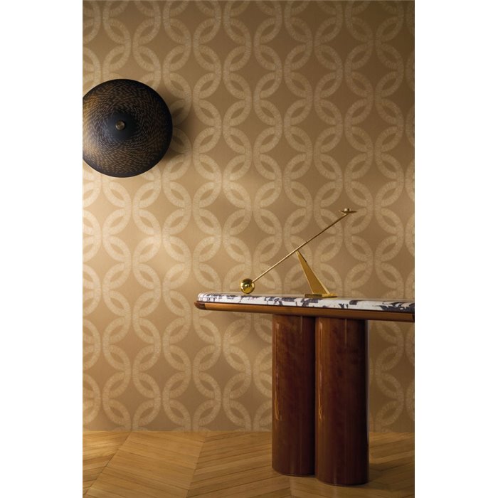 Papel pintado geométrico beige con relieve · Casamance Isadora 70692140