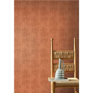 Papel pintado efecto seda en tono terracota 2
