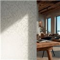 Cremefarbene Tapete mit stilisiertem botanischem Design ·  2029790044