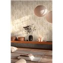 Papel pintado con efecto difuminado de follaje en beige ·  2029792002
