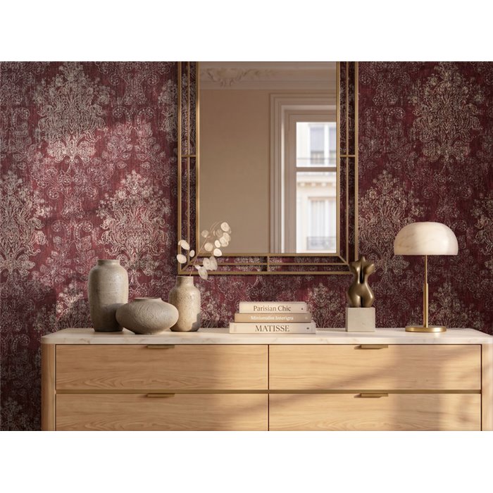 Burgundy wallpaper with gold baroque ornamentation ·  792281