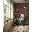 Floral wallpaper in purple hues with painterly texture ·  792311