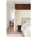 Papier peint floral champêtre en vert et jaune · Khroma Amazone ZON103
