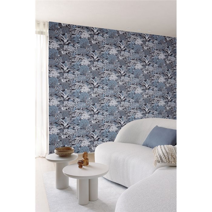 Papel pintado de lujo con paisajes selváticos y tonos azul grisáceo · Khroma Amazone ZON501