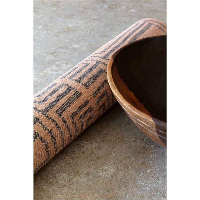 Papier peint géométrique ethnique moderne terracotta et brun foncé · Khroma Serica RIC301