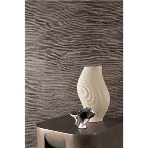 Brown wavy striped wallpaper 2