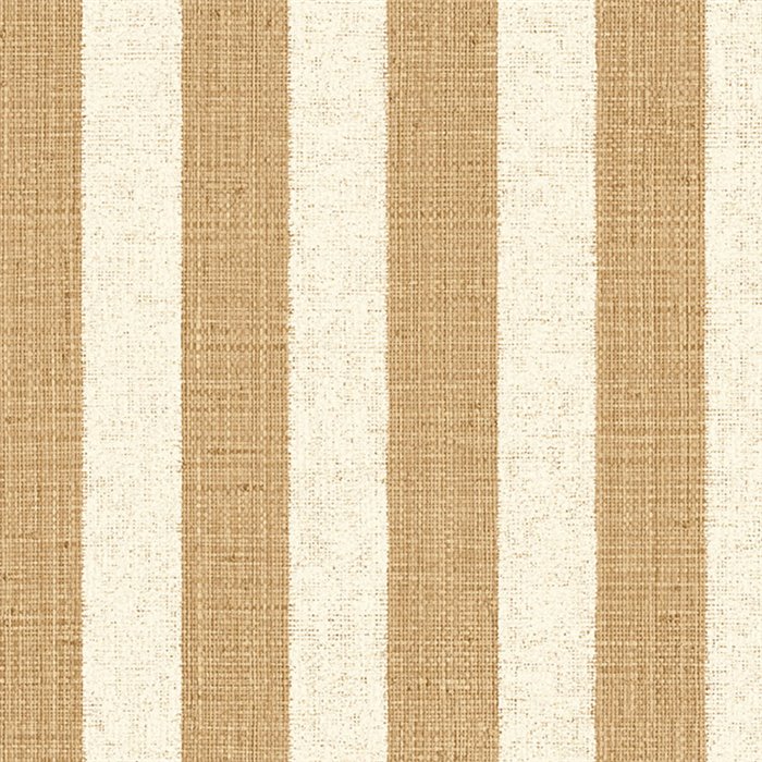 Papel pintado con rayas anchas pintadas y rafia en tono paja · Casamance Rayures 78124894